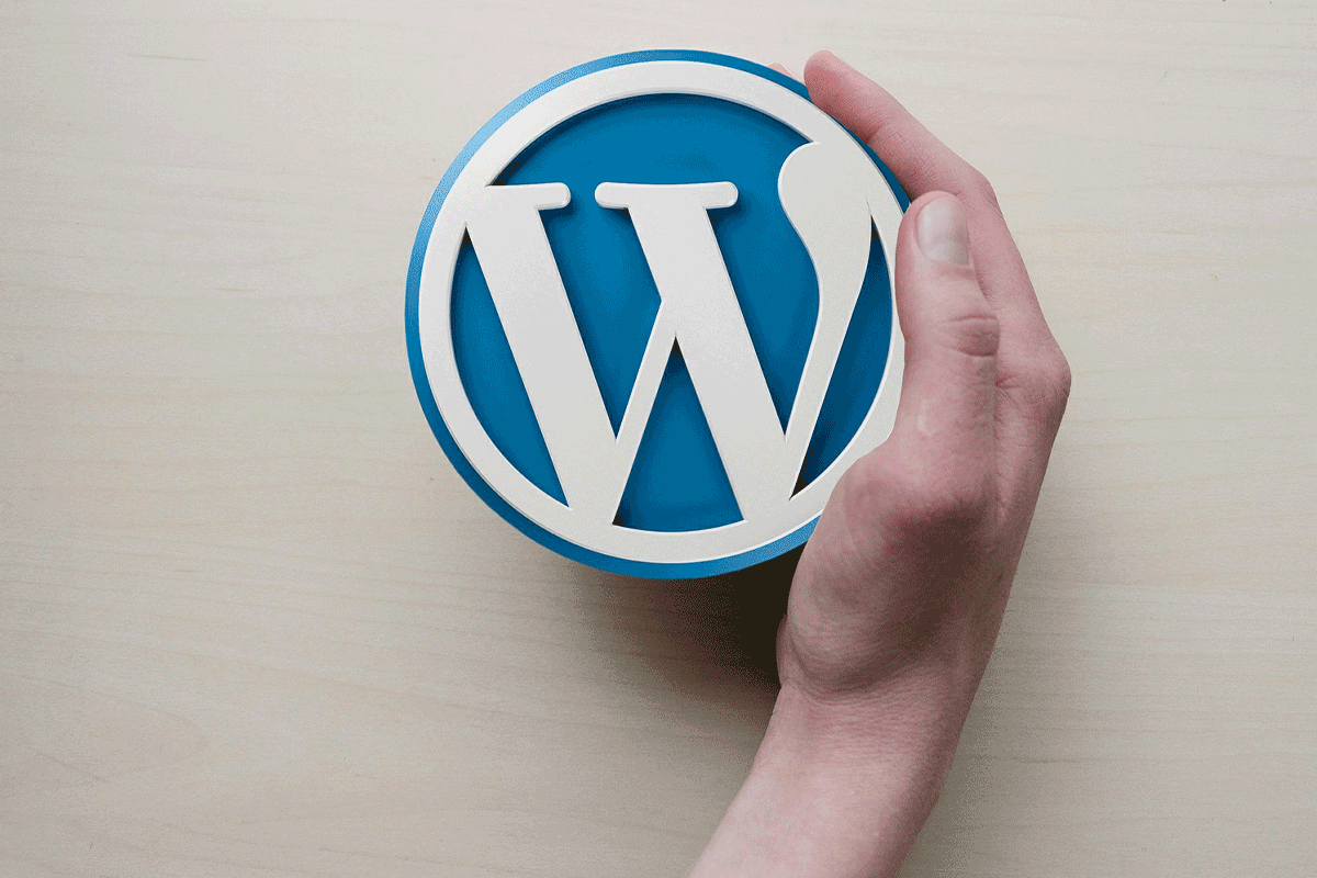 <p><strong>Learn to build a professional website with WordPress</strong>, the world's most popular content management system (CMS). This hands-on training empowers you to create, customize, and manage a website without writing a single line of code. Designed for both beginners and intermediate users, it covers themes, plugins, updates, security, SEO, and more.</p>
<p>Whether you're in <strong>Douala</strong>, <strong>Yaoundé</strong>, or anywhere in <strong>Cameroon</strong> or <strong>Africa</strong>, this course provides you with the essential tools to establish a strong online presence. Become autonomous and ready to launch your own blog, business site, or portfolio with WordPress.</p>

